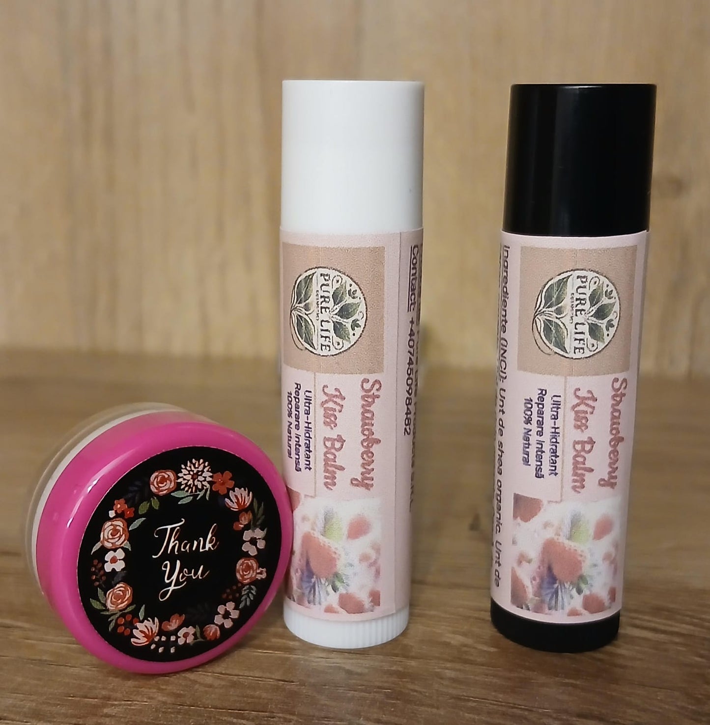 Balsam de buze cu căpșuni – Ultra-Hidratant și Reparator